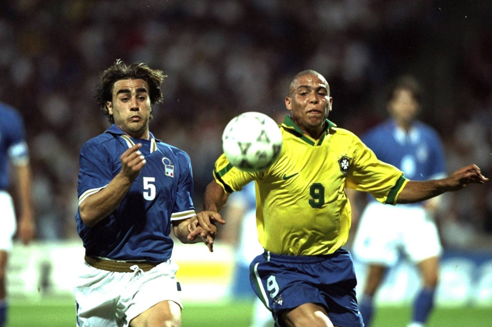 赛季中表现 赛季中表现